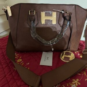 Halston Large Brown Leather Purse/Crossbody NWT😊😊